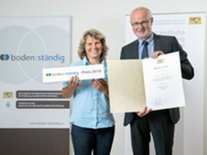 Preisverleihung Barbara Dahinten